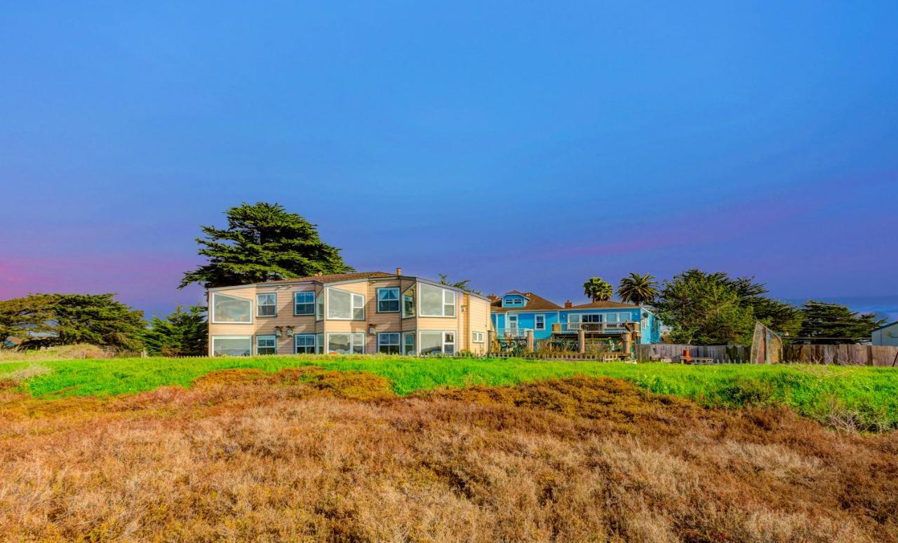 Captain'S Inn At Moss Landing Exterior photo